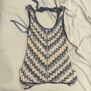 White House black market tank